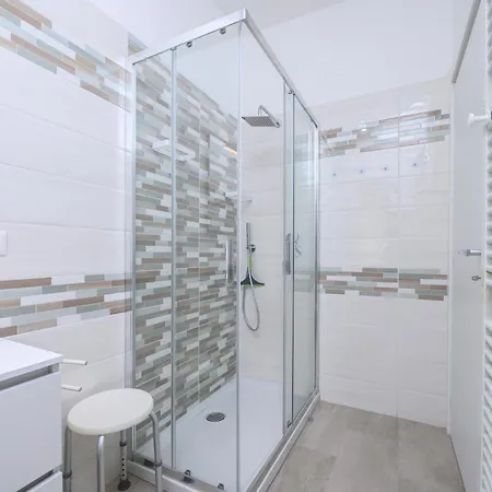Apartment 289 - On The Sea, 250metri Dal Mare E Pochi Passi Dal Centro *